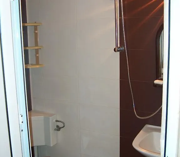 Livadeto Hotel Troyan (Lovech)