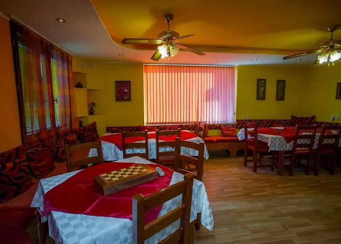 Livadeto Hotel Troyan (Lovech)