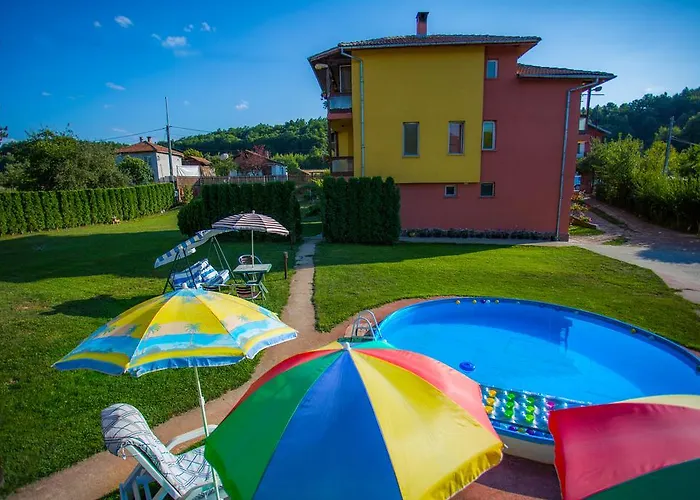 Livadeto Hotel Troyan (Lovech)