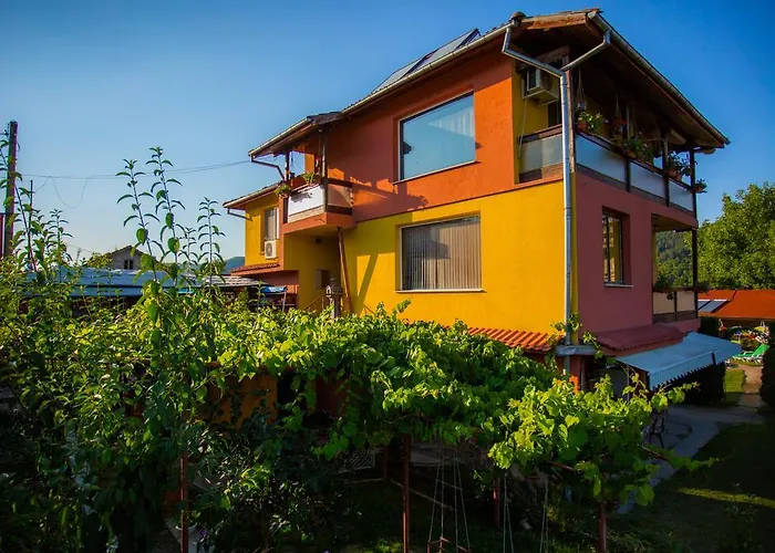 Livadeto Hotel Troyan (Lovech)