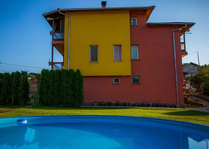 Hotel Livadeto Troyan (Lovech)