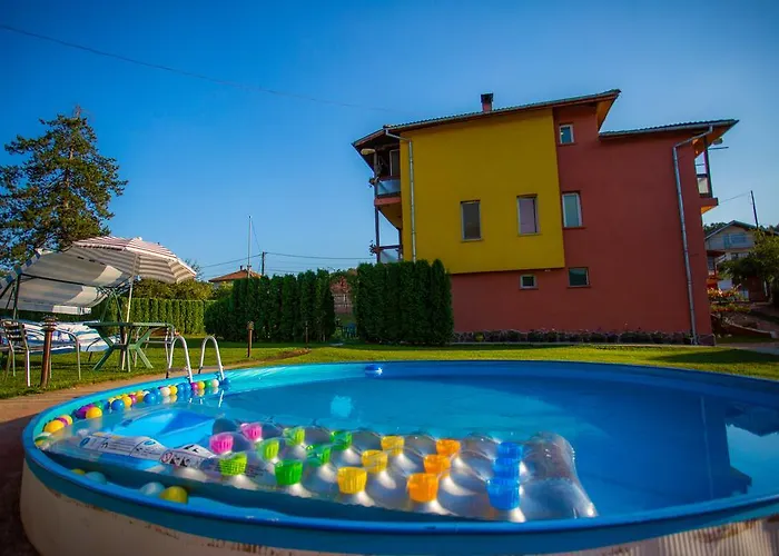 Livadeto Hotel Troyan (Lovech)